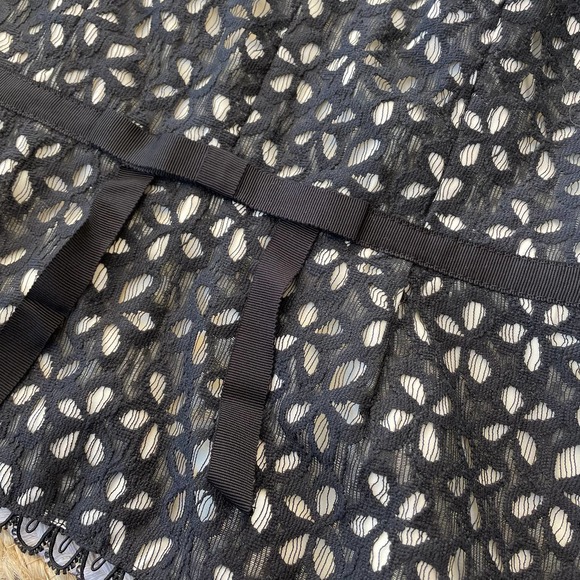 Milly Of New York Women's Lace Floral Leaf Strap Sexy Cami Tank Top Size 4 - Picture 3 of 10